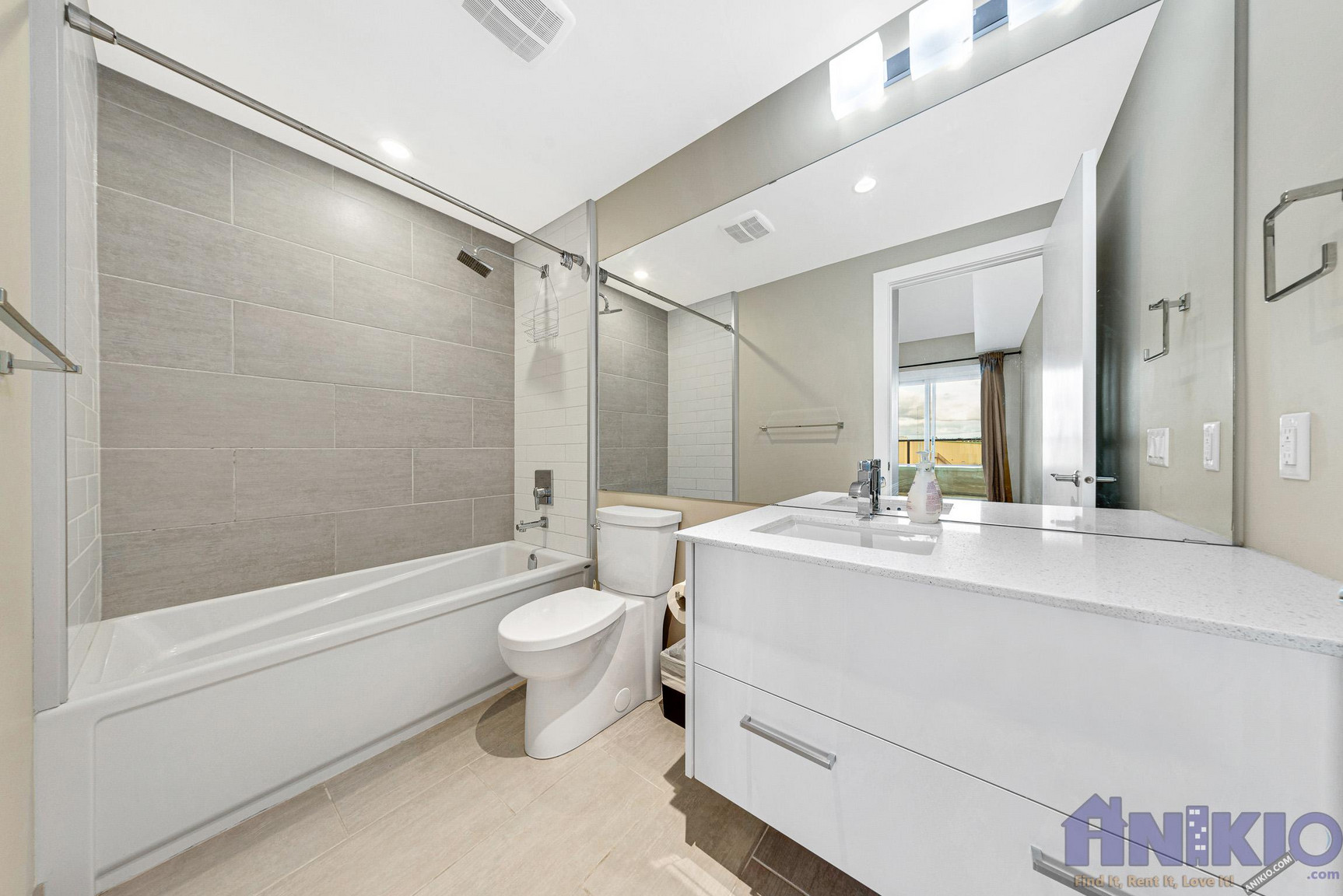  2 Bedroom | 2 Bathroom | 219 - 404 Avenue C South - Photo 4