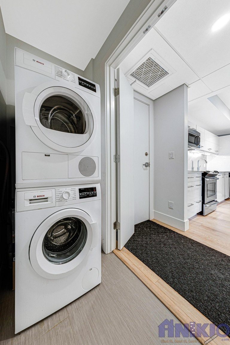  2 Bedroom | 2 Bathroom | 219 - 404 Avenue C South - Photo 2