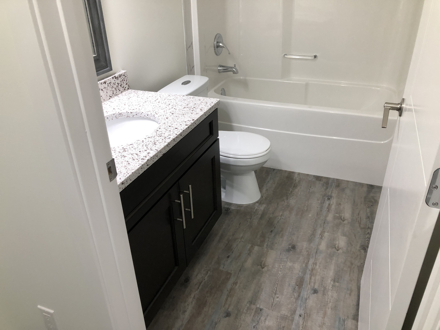 2 Bedroom | 1 Bathroom | Lower Unit 231 McArthur Crescent - Photo 16