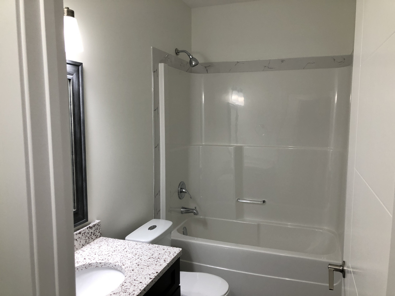 2 Bedroom | 1 Bathroom | Lower Unit 231 McArthur Crescent - Photo 14