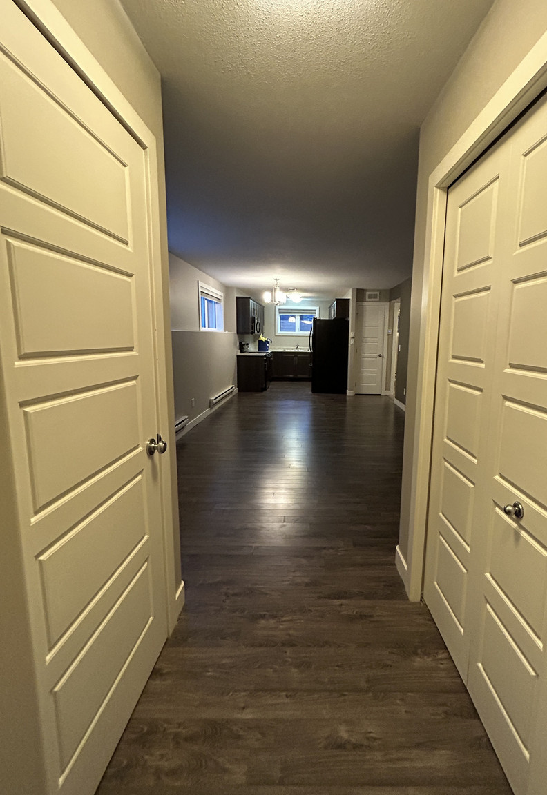 B - 762 Hargreaves Cres, Saskatoon Suite | 2 Bedrooms | 1 Bathroom - Photo 10