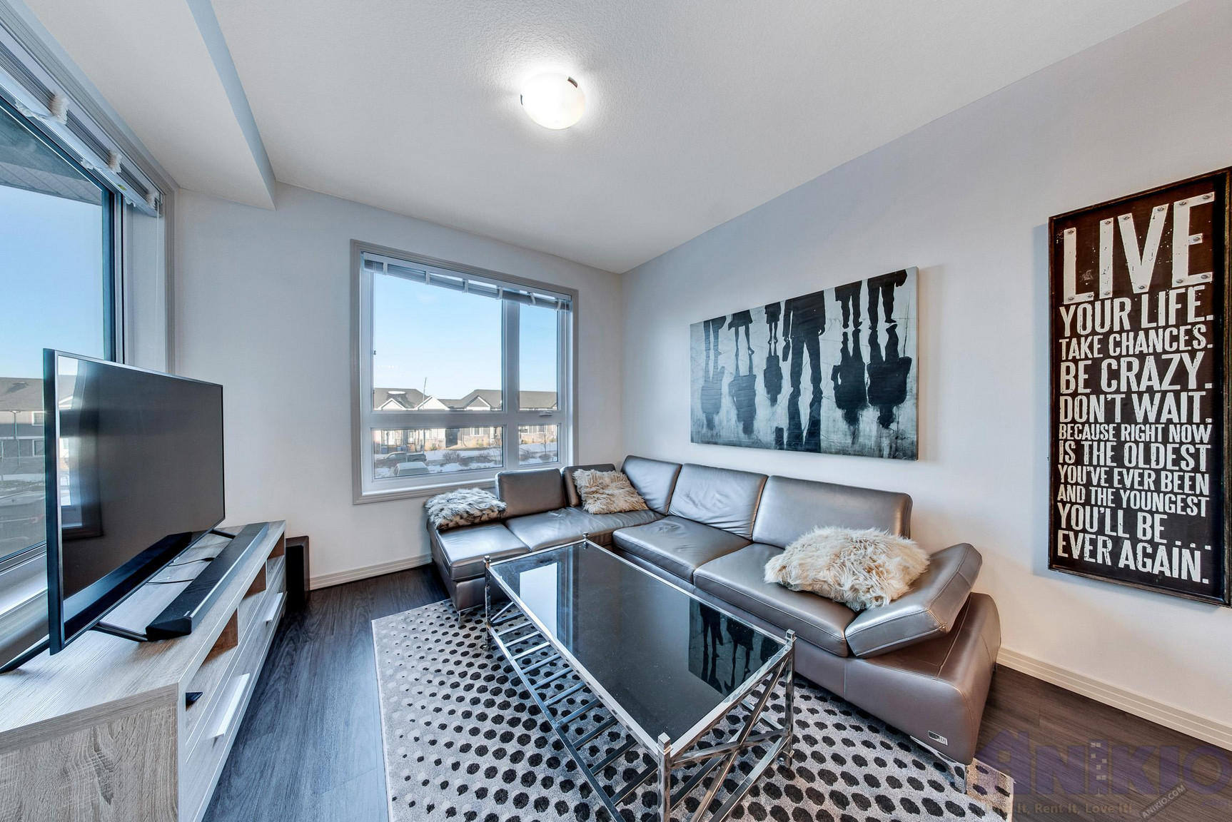 Modern Condo | 2 Bedrooms | 2 Bathrooms - Photo 7