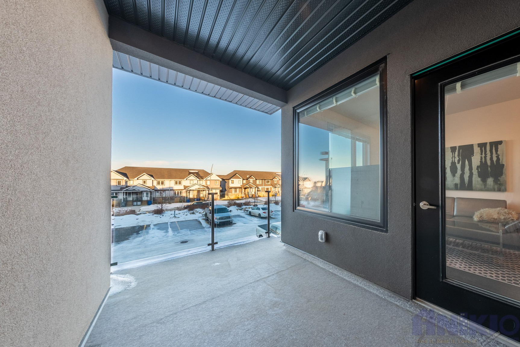 Modern Condo | 2 Bedrooms | 2 Bathrooms - Photo 9