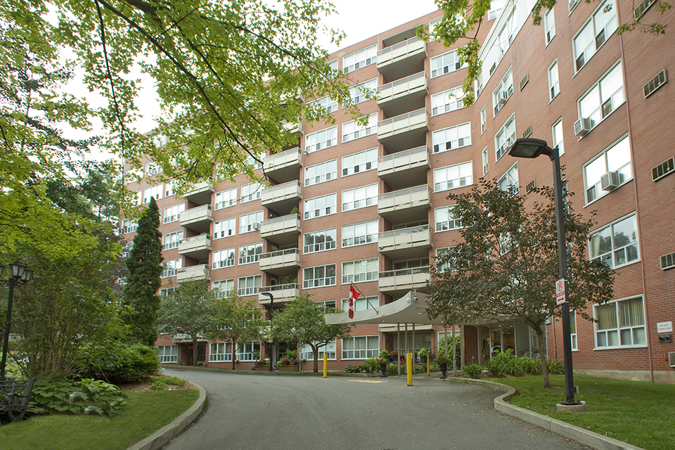 Park Towers Apartments - Photo 21