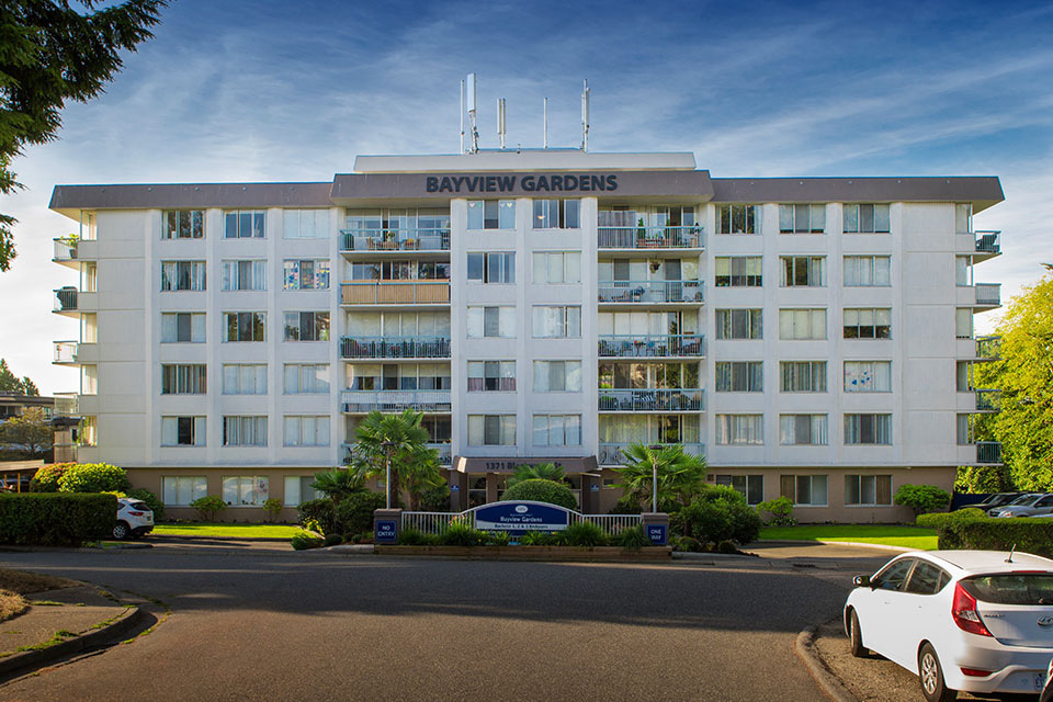Bayview Gardens - Photo 2