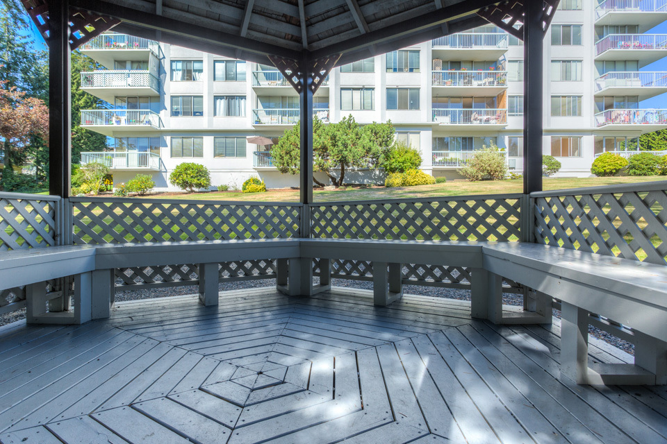 Bayview Gardens - Photo 12