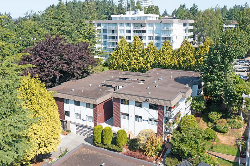 Bayview Gardens - Photo 17