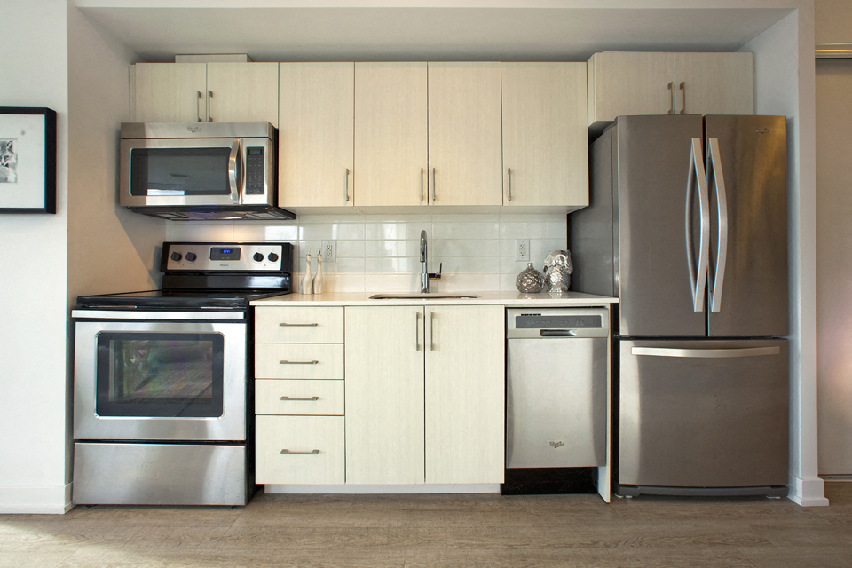BEACHHill Apartments - Photo 4