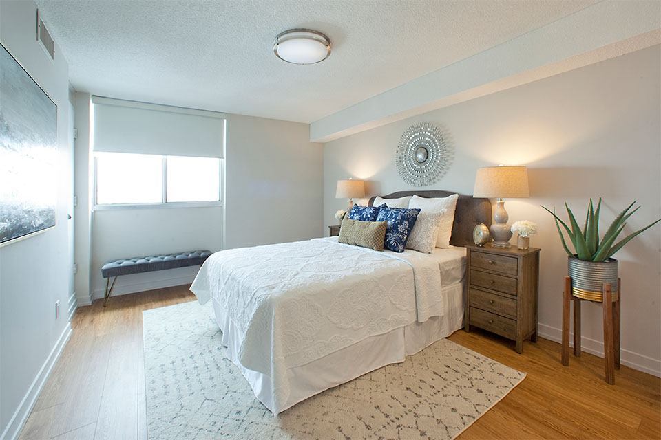 Royal Rose Apartments - Photo 8