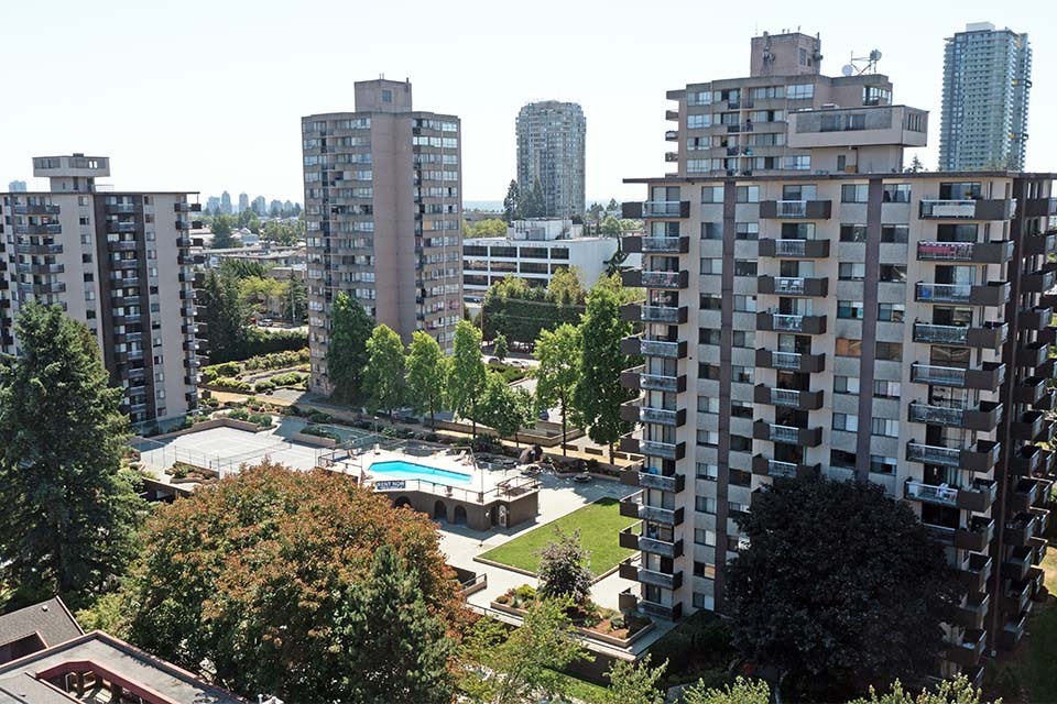 Horizon Towers - Photo 18