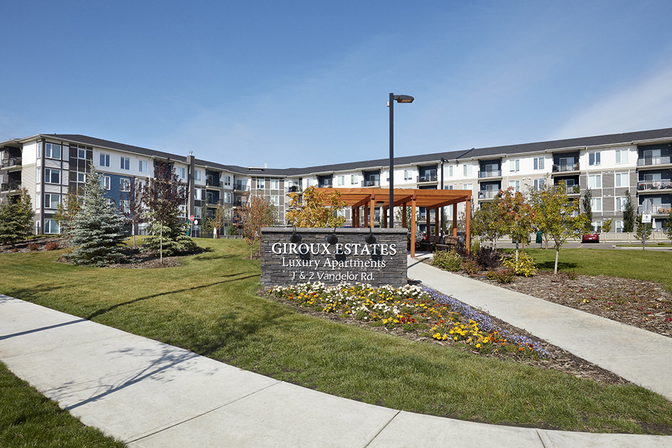 Giroux Estates - Photo 18