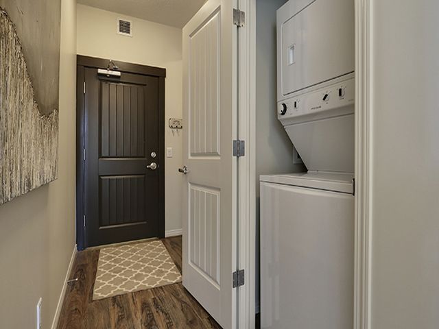 Airdrie Place Apartments - Photo 12