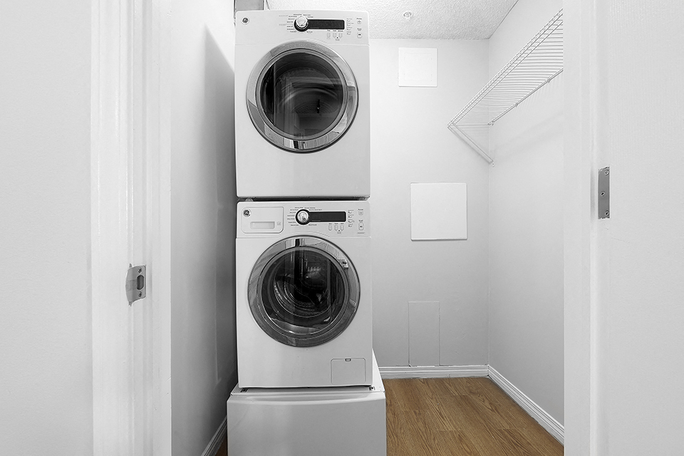Wellington Court Apartments - Photo 10