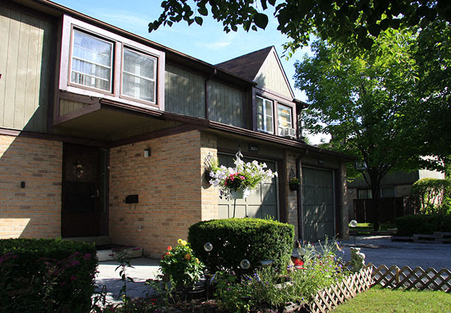 Waterford Townhouses - Photo 11