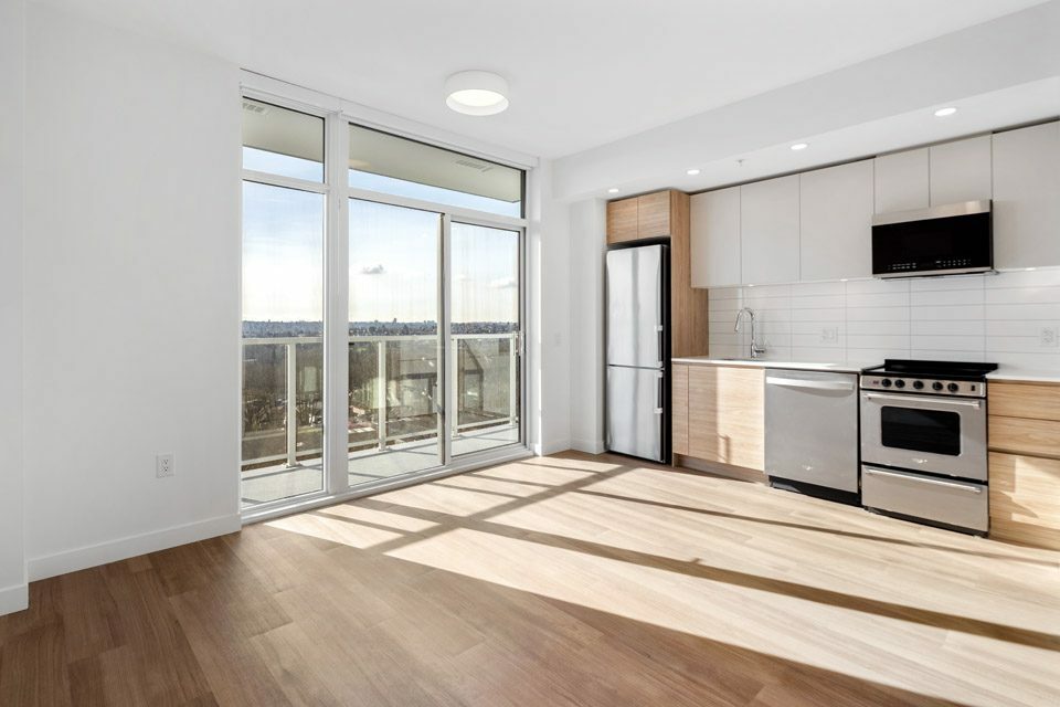 Yarrow and Aster East Village Apartments - Photo 15
