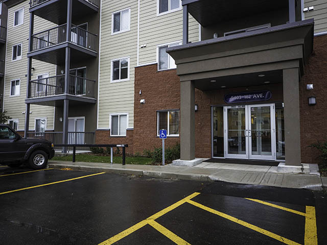 Elizabeth Gardens - Photo 12