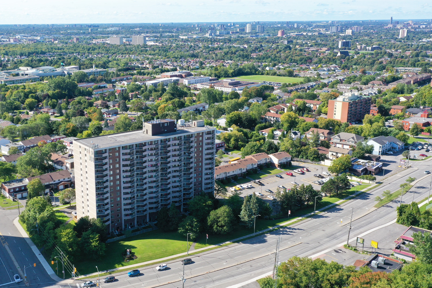 Concorde Apartments - Photo 15