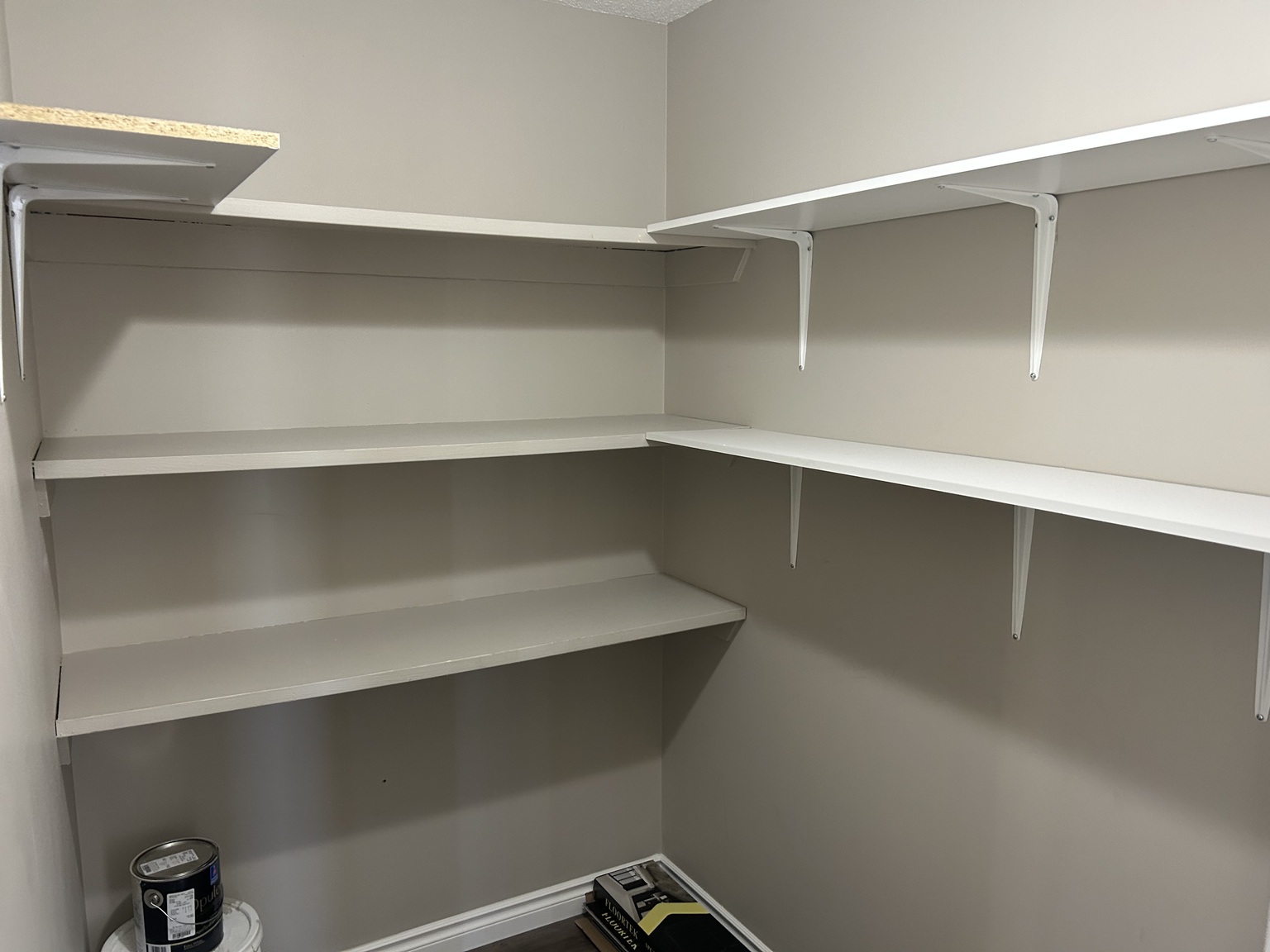 (PN 0872) FREE RENT! Spacious 2 bed 1 bath! Upgraded cabinets and countertops! Balcony! - Photo 16