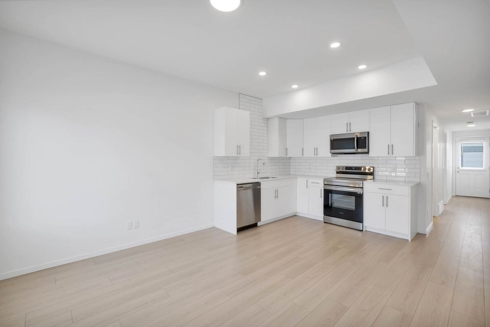 (PN495-2) Modern 1 Bedroom Basement Suite in Walker Lakes - Photo 6
