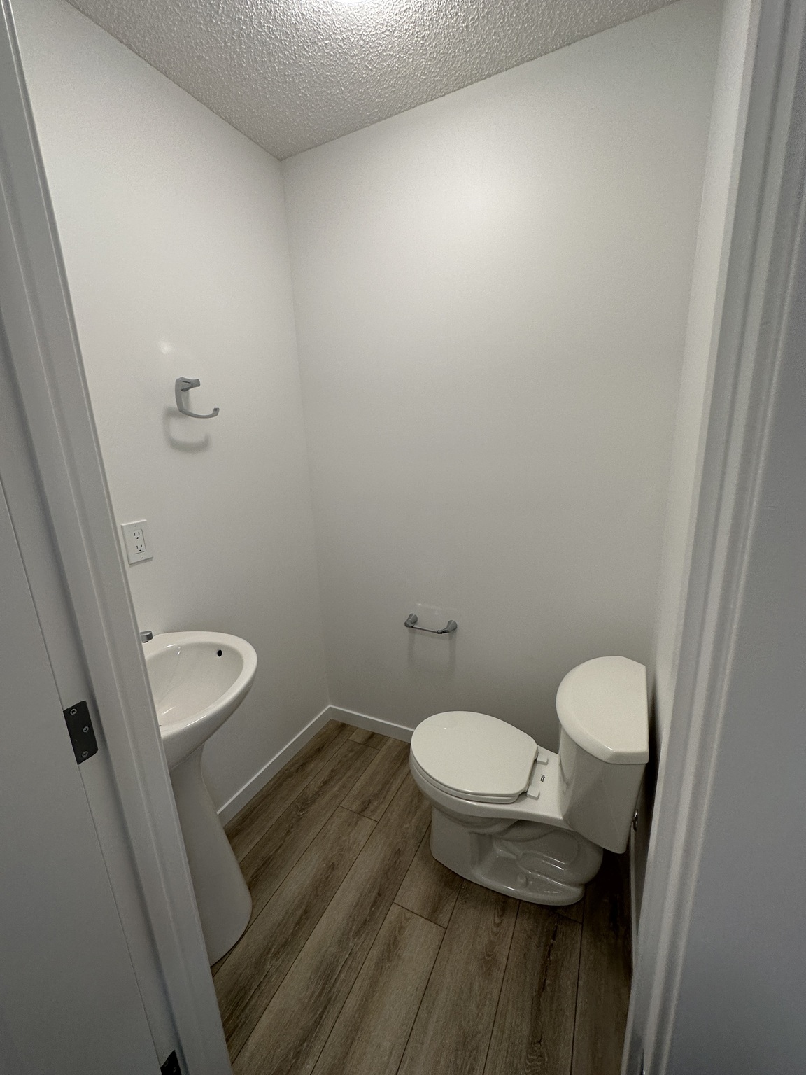 (PN 0053) Modern Living in the Heart of Aster - Brand New 2 Bed + Den Townhouse! - Photo 5