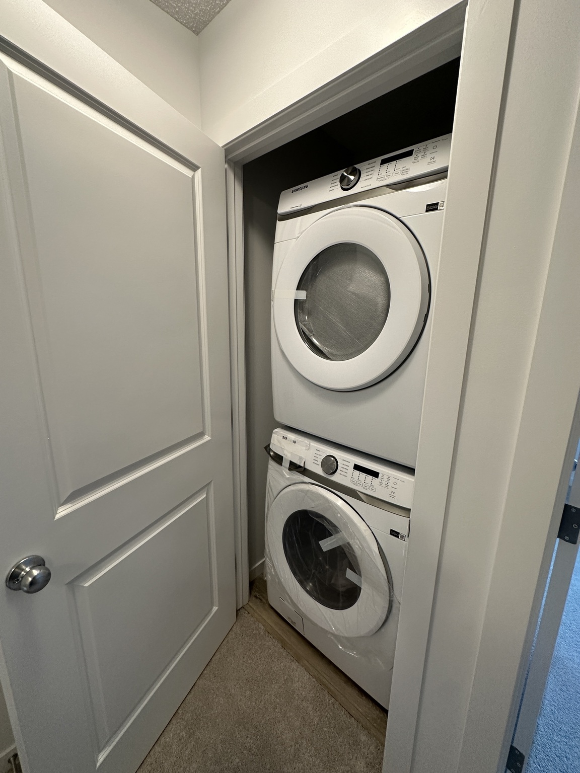 (PN 0053) Modern Living in the Heart of Aster - Brand New 2 Bed + Den Townhouse! - Photo 16