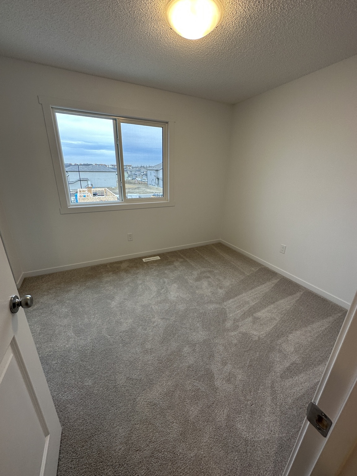 (PN 0053) Modern Living in the Heart of Aster - Brand New 2 Bed + Den Townhouse! - Photo 17