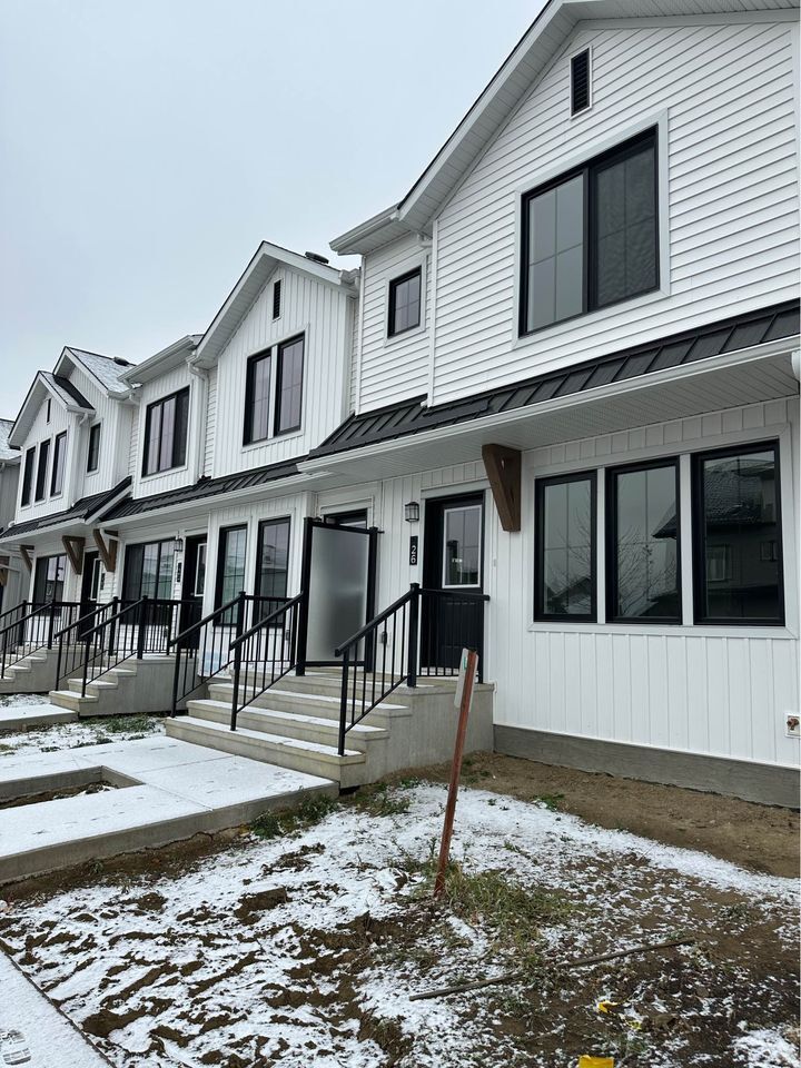 (PN1226 ) Newly constructed 2-Bed, 2-Bath Duplex with Balcony - Photo 4