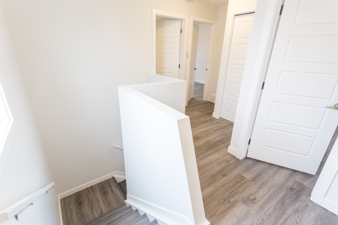 (PN 987-1) Newly Renovated 3 Bedroom Duplex in Westwood - Photo 13