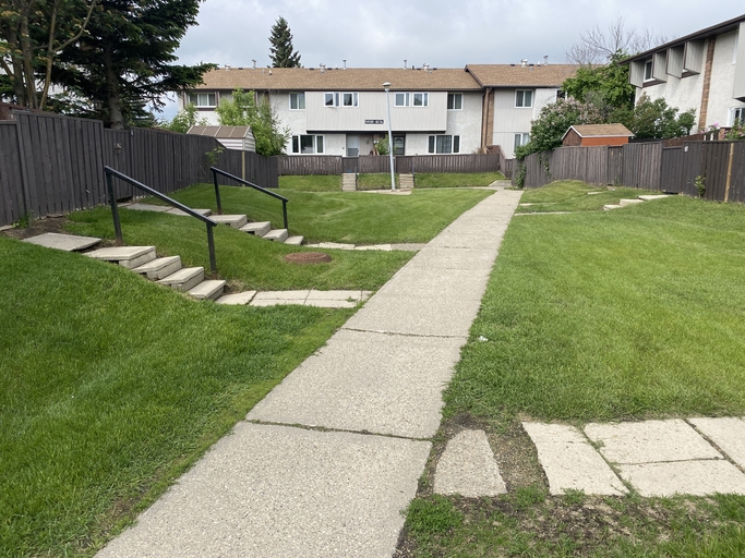 Charming 2-Bedroom Townhouse Ã¢?? Ready for You