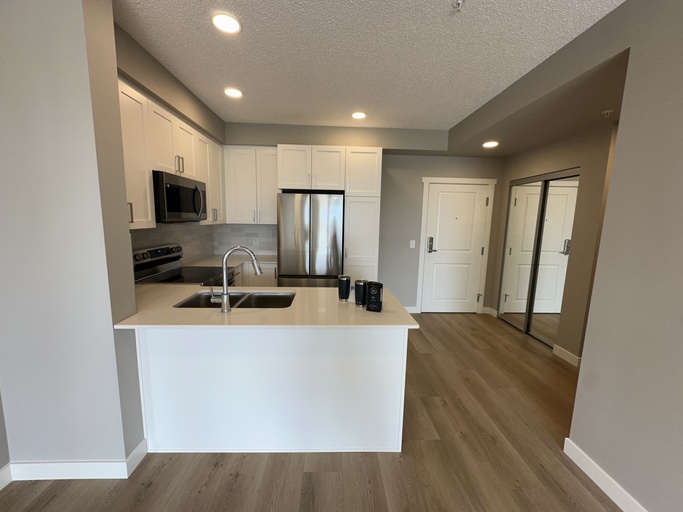 (PN1228) Gorgeous 2 Bedroom 2 Bathroom A Loft in Skyview Condominiums