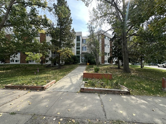 1_09262025 (PN248) Well maintained 3 Bedroom Condo