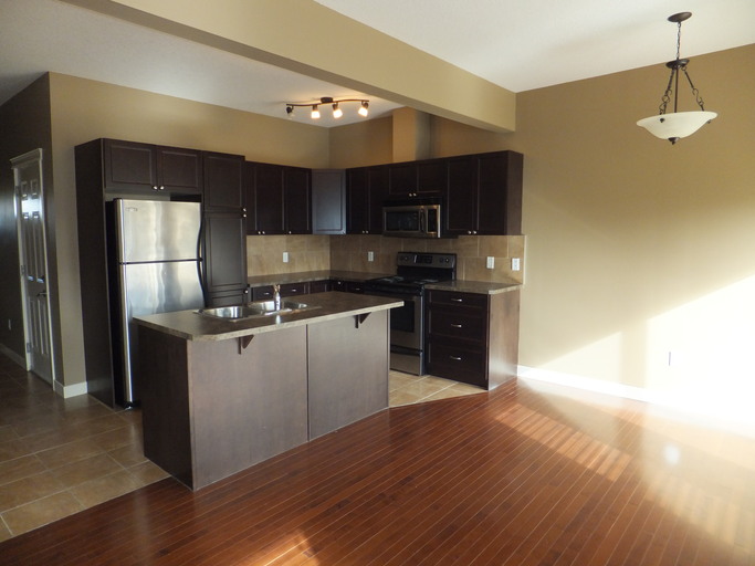 Fully Finished Basement Single Garage!