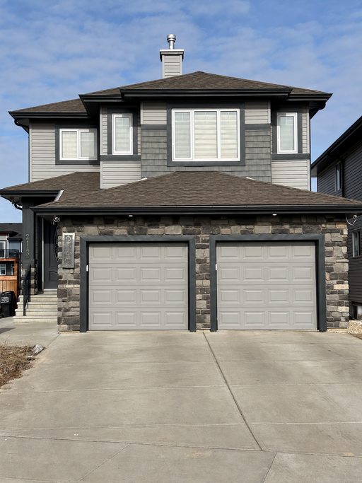 c9eaf0b8-e14a-4b4d-89e7-226536f25414_10062026 (PN530-1)Spacious 3-Bedroom Home + Two Dens in Walker Lakes