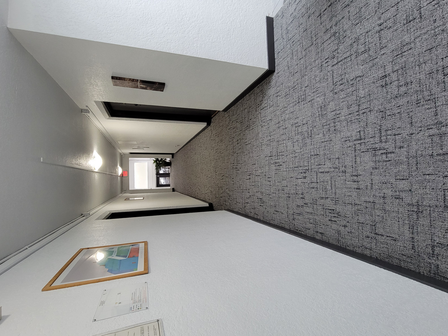 Prince Charles Apartments - Photo 6