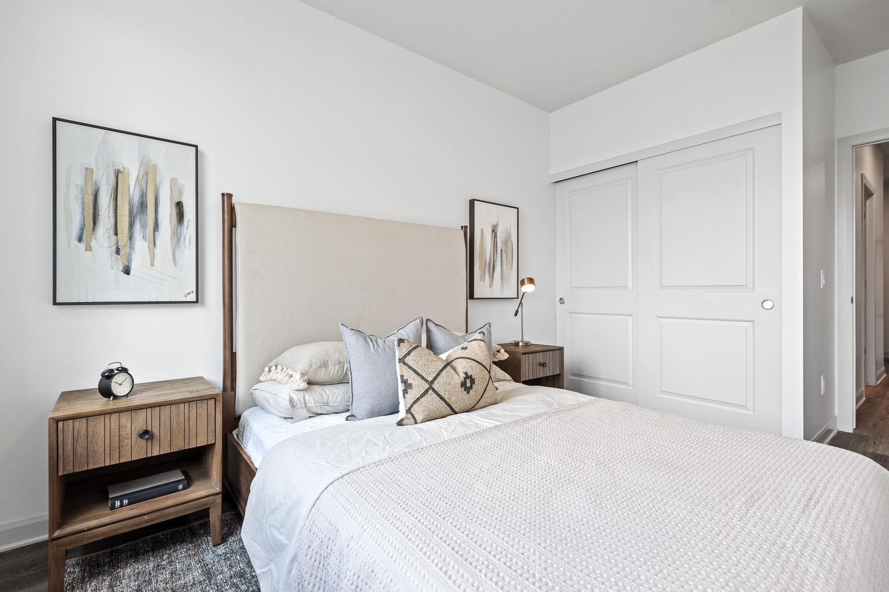 INSPIRED APARTMENT LIVING Trio Orléans Apartments