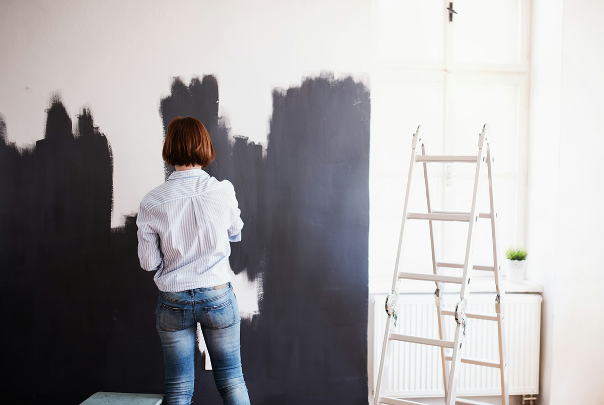 Warm Up Your Space: Fall and Winter Colour Trends for 2025