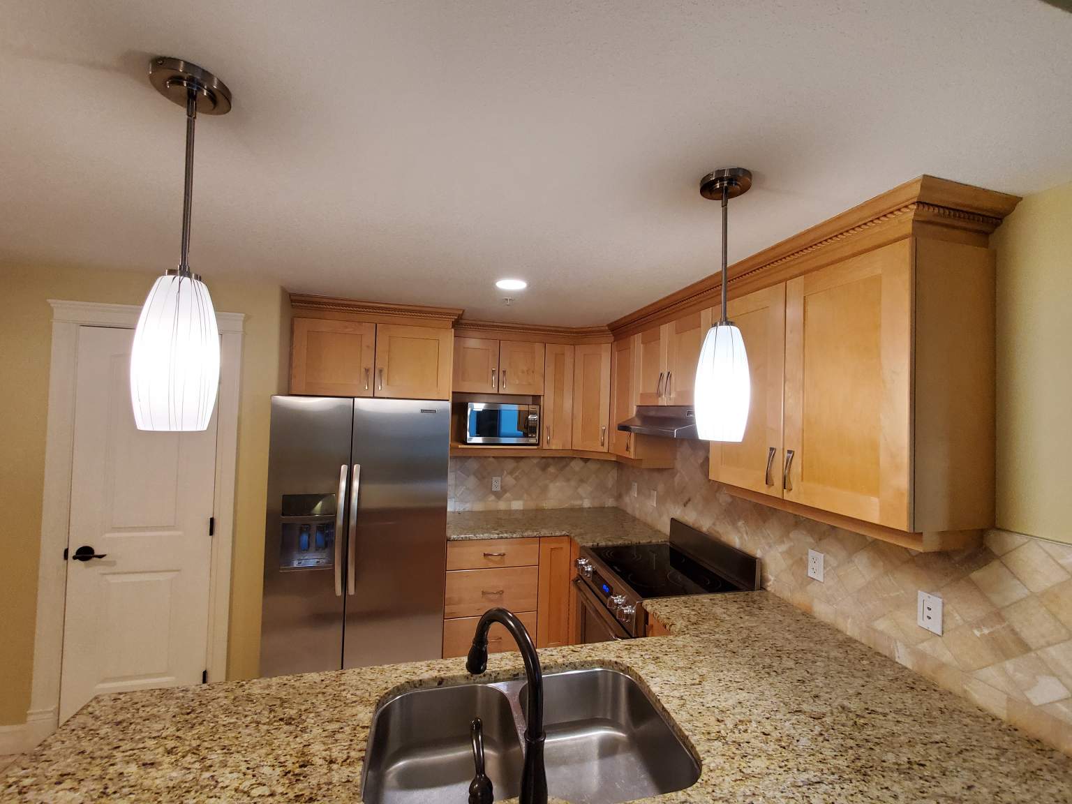 #607 10142 111 Street Northwest - Photo 5