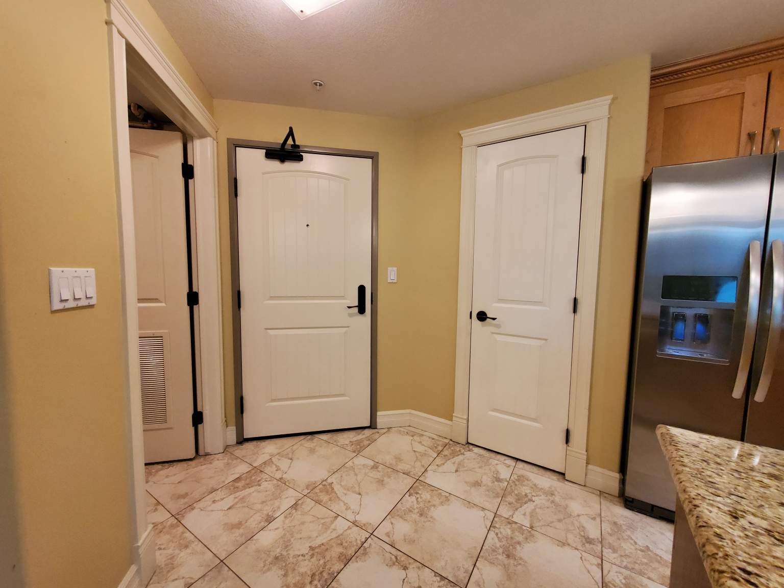 #607 10142 111 Street Northwest - Photo 16
