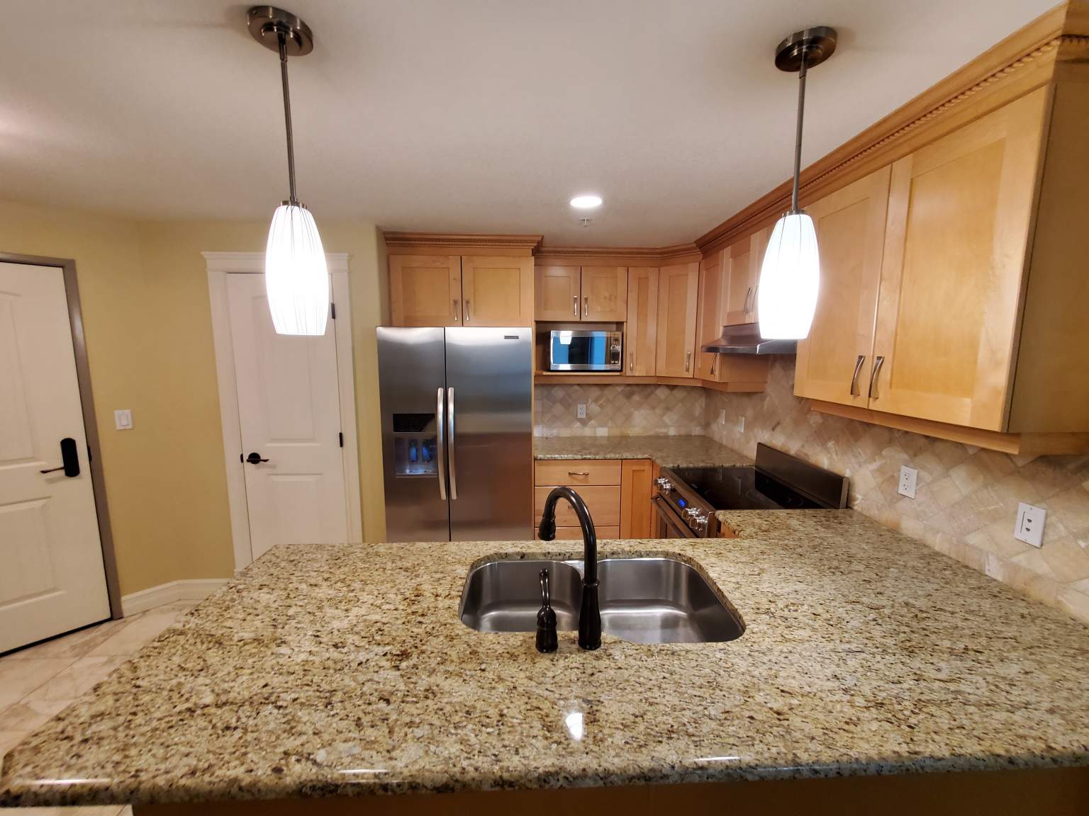 #607 10142 111 Street Northwest - Photo 4
