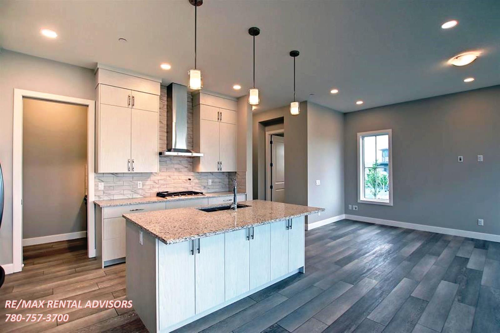 UPPER 143 Lucas Terrace Northwest - Photo 4