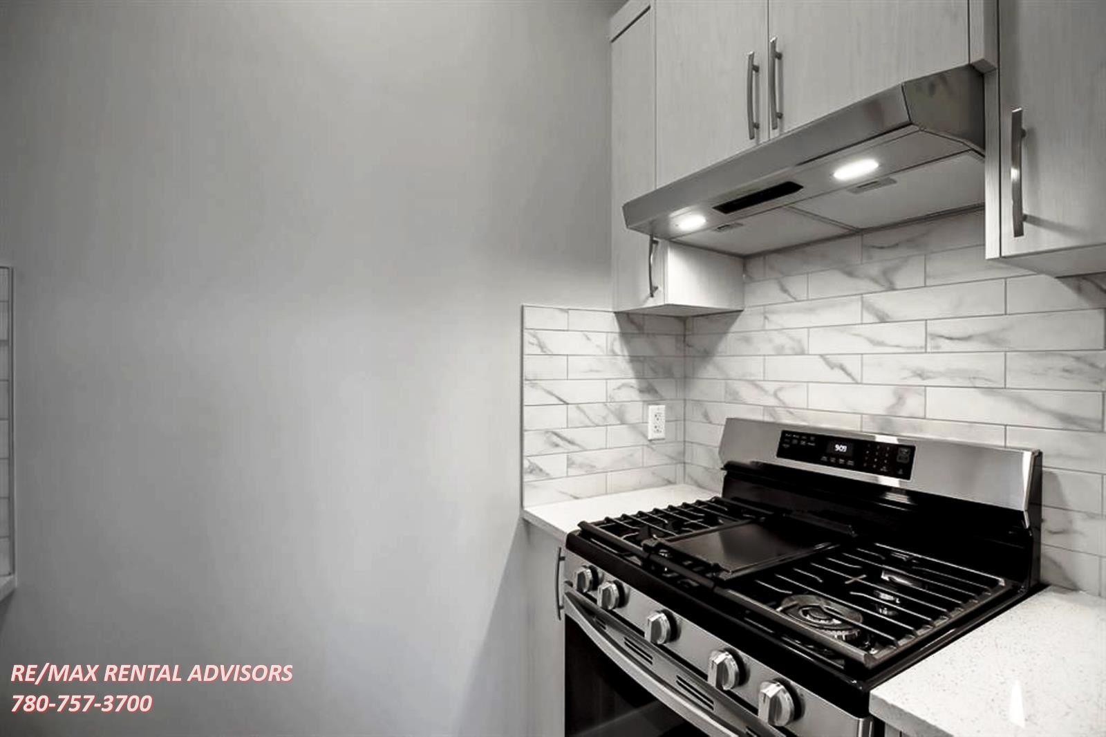 UPPER 143 Lucas Terrace Northwest - Photo 5
