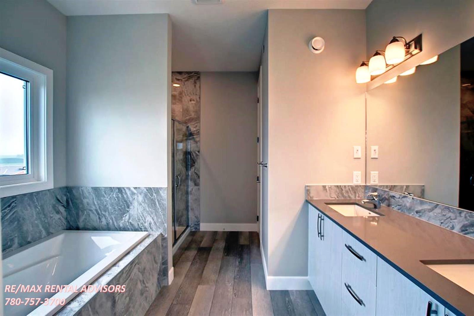 UPPER 143 Lucas Terrace Northwest - Photo 24