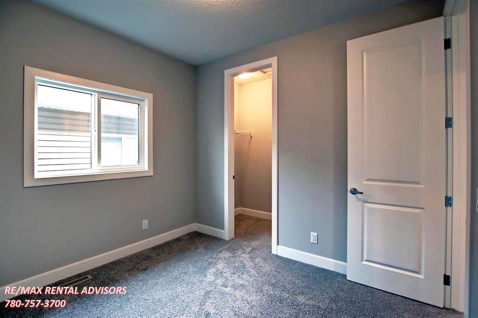 UPPER 143 Lucas Terrace Northwest - Photo 18