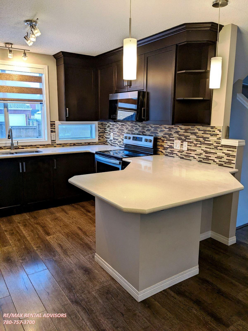 58 Cranford Bay Southeast - Photo 2