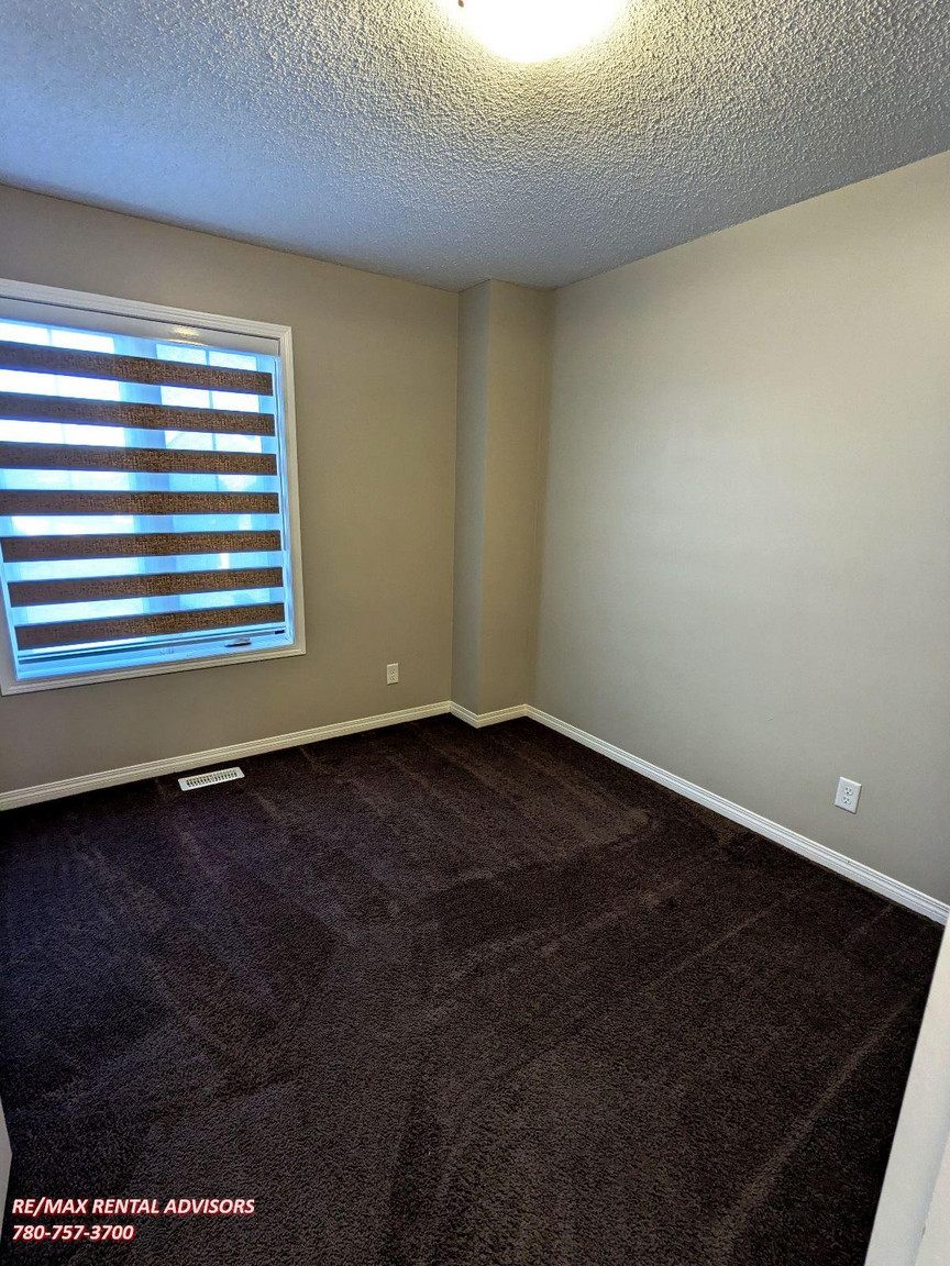 58 Cranford Bay Southeast - Photo 8