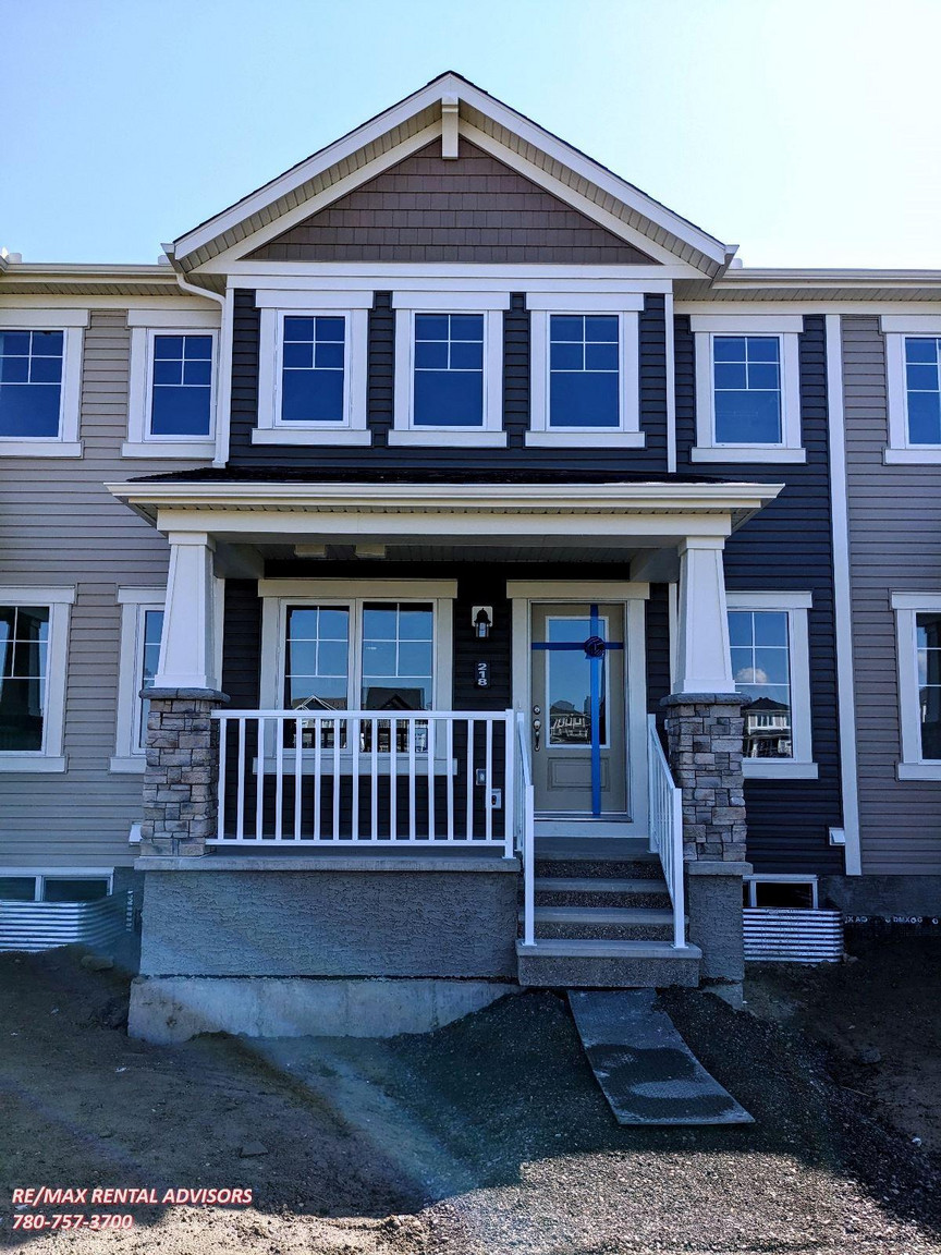 218 Windbury Lane SW Airdrie