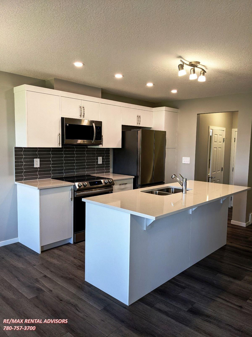 218 Windbury Lane SW Airdrie - Photo 2