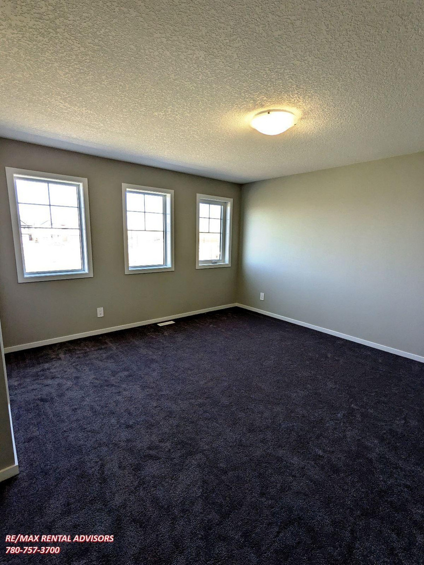 218 Windbury Lane SW Airdrie - Photo 6