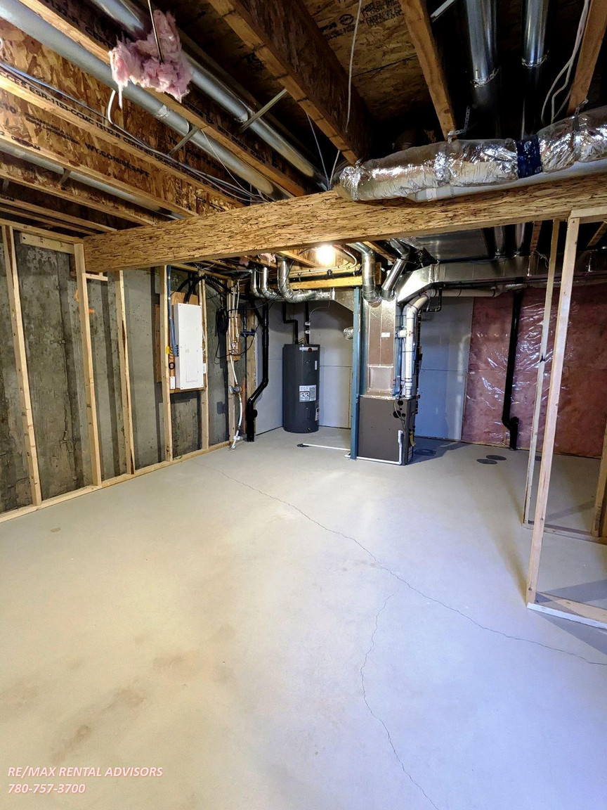 218 Windbury Lane SW Airdrie - Photo 16
