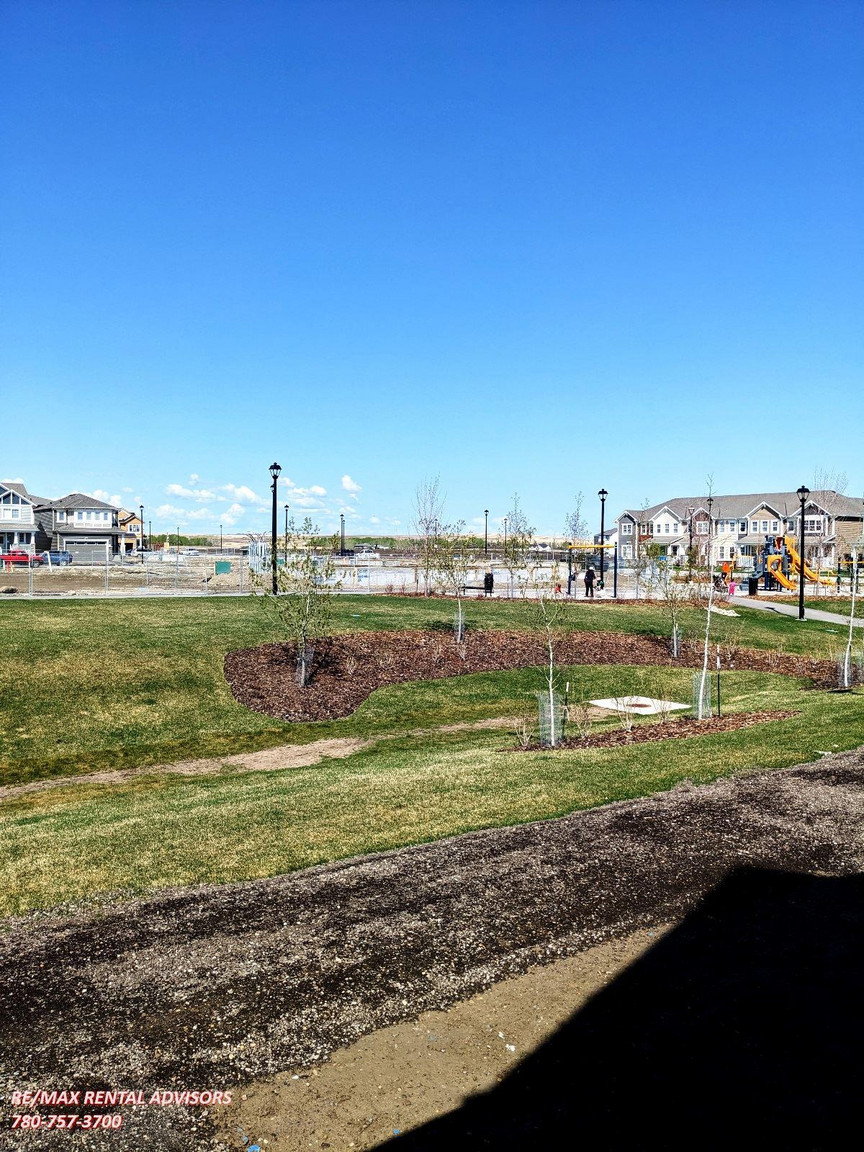 218 Windbury Lane SW Airdrie - Photo 19